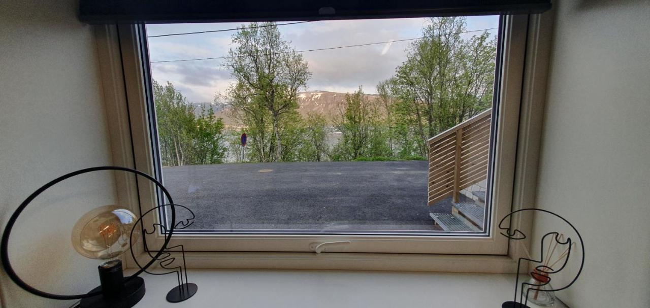 Tromsoapartment Silent Area With Nice View I Have Warm Caravan For Rent Same Place, 4 People מראה חיצוני תמונה