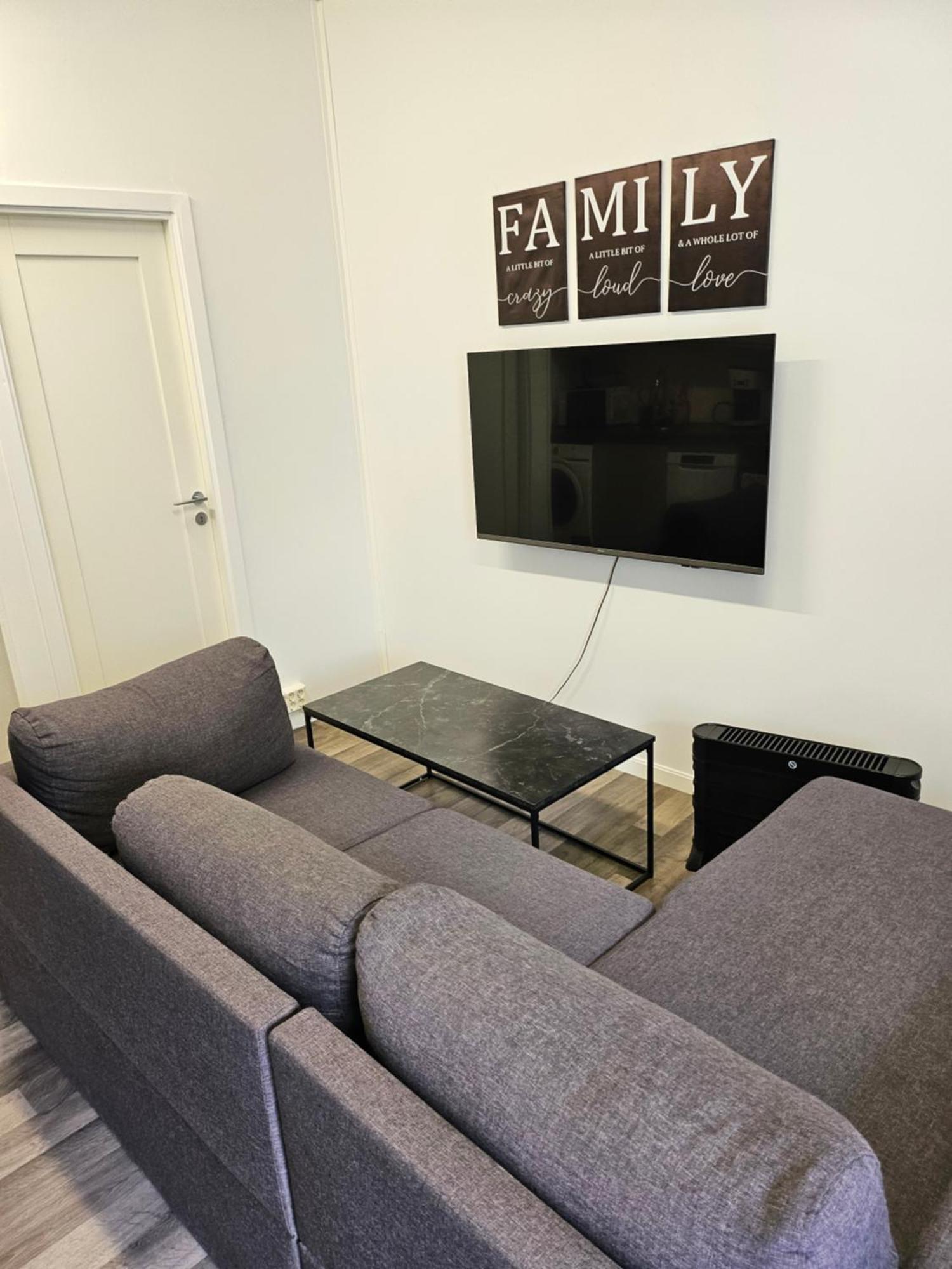 Tromsoapartment Silent Area With Nice View I Have Warm Caravan For Rent Same Place, 4 People מראה חיצוני תמונה